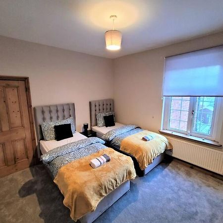Nice 4-Bedroom Vacation Home With Indoor Fireplace Wellington  Exteriör bild