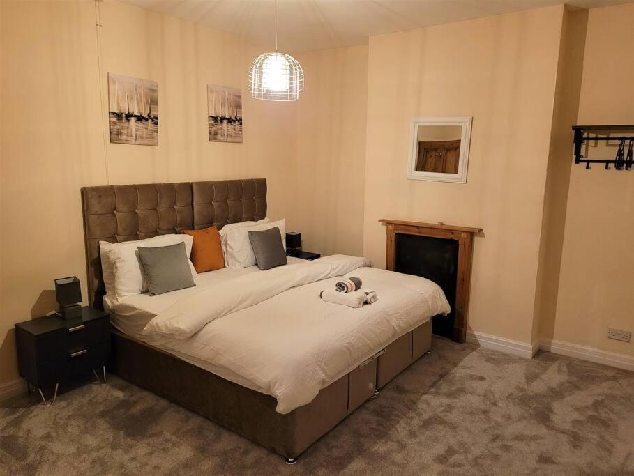 Nice 4-Bedroom Vacation Home With Indoor Fireplace Wellington  Exteriör bild